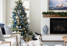 29 façons glamour d’ajouter du ruban à votre sapin de Noël