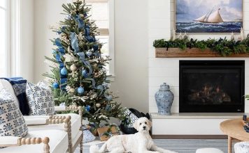 29 façons glamour d’ajouter du ruban à votre sapin de Noël