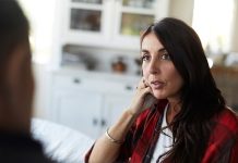 Hey vous! Arrêtez de cacher vos sentiments