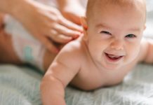 Massage bébé – Guide du débutant