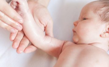 Soins de la peau de bébé en été
